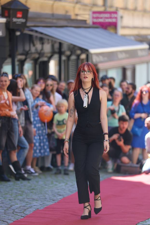 Zagreb: Modna revija povodom 400 godina nastanka kravate