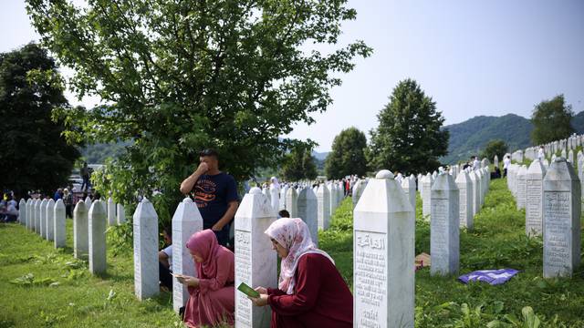 Crna Gora podržava rezoluciju o Srebrenici: Glasat ćemo za sve što osuđuje genocide i zločin