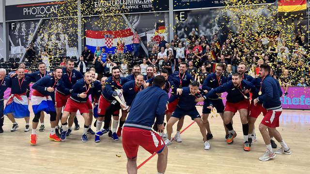 Hrvatski gluhi rukometaši treći put zaredom svjetski su prvaci!