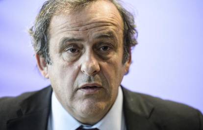 Platini ima nove promjene: Za prigovor sucu 10 minuta van...