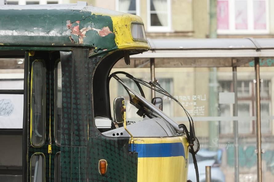 Sarajevo: Tramvaj iskočio iz tračnica u središtu grada
