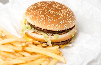 Evo kako ćete napraviti burgere kao iz McDonald'sa kod kuće...