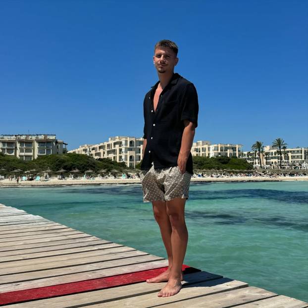 FOTO Kramarić skače s jahte, Lovren u Hrvatskoj, dinamovac 'potegnuo'  čak do Kolumbije...
