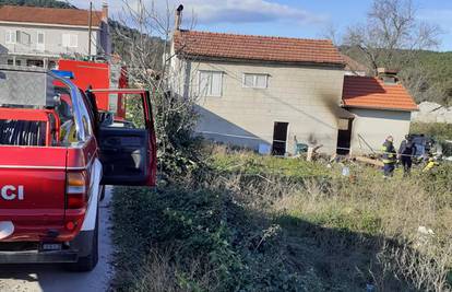 Strava na Korčuli: Vatrogasci našli tijelo žene na kominu