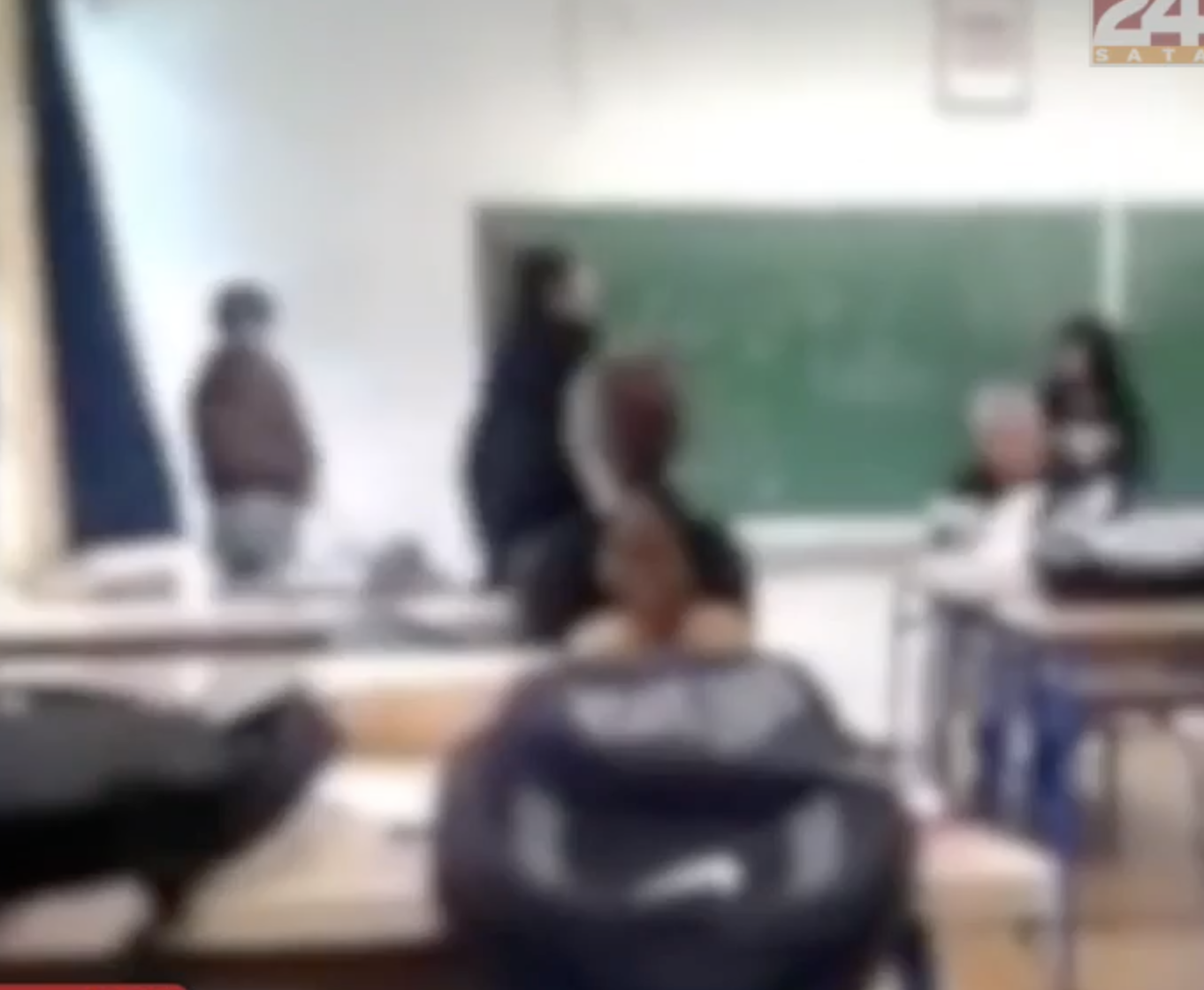 Škola straha iz Zadra: Učenicu maltretiraju, a profesor sjedi...