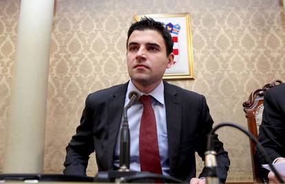 Bernardić: Nikoga nećemo prisiljavati da bude u SDP-u