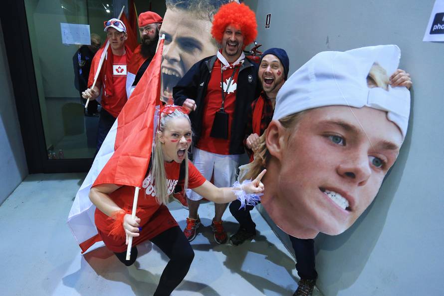 Borna Ćorić okrenuo Pospisila, Hrvatska je osvojila prvi bod...