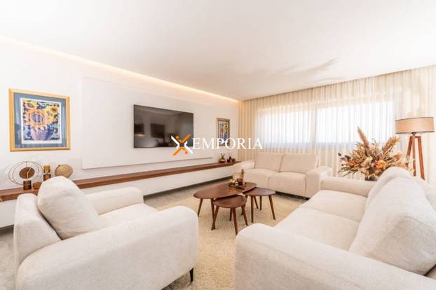 FOTO Mjesto za savršen bijeg: Svi žele ovu vilu na Ugljanu s predivnim pogledom na Zadar