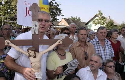 Bozanić: Izbor Europa ili Crkva  je lažno nametnut...