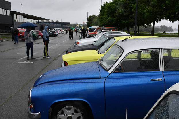 Međunarodni oldtimer susret u Slavonskom Brodu