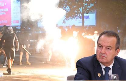 Mali Sloba: Ovo je Hrvat koji je rušio Srbiju na prosvjedima, a nas oni u Splitu bacaju u more