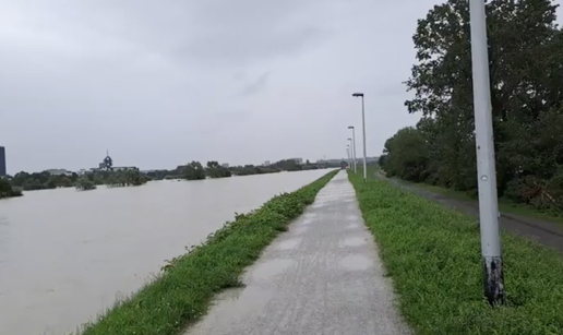 Nevrijeme prouzročilo poplave diljem zemlje. Pogledajte video kakvo je sad stanje sa Savom