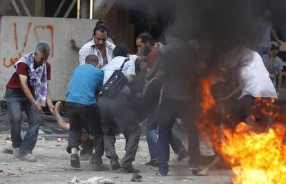 "Dan gnjeva" u Kairu: Na trgu ubijeni deseci prosvjednika
