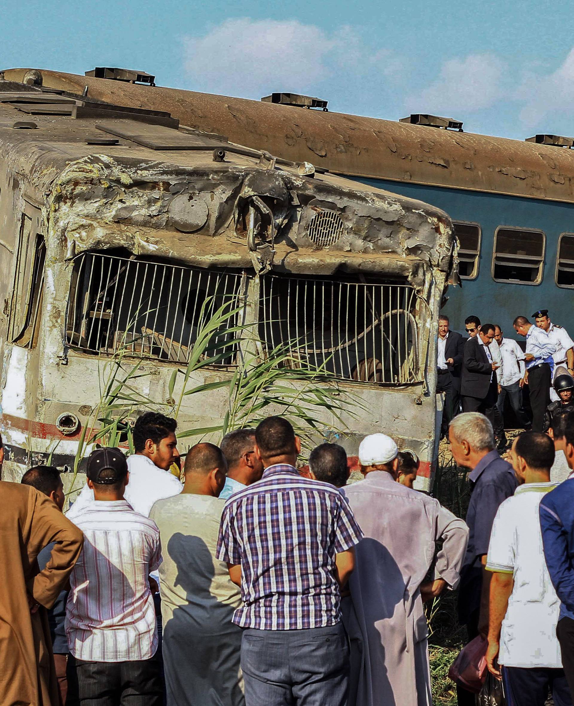 18 killed in train collision in Egypt