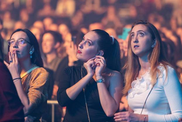 Zadar: Gibonni održao koncert u prepunoj dvorani Krešimira Ćosića