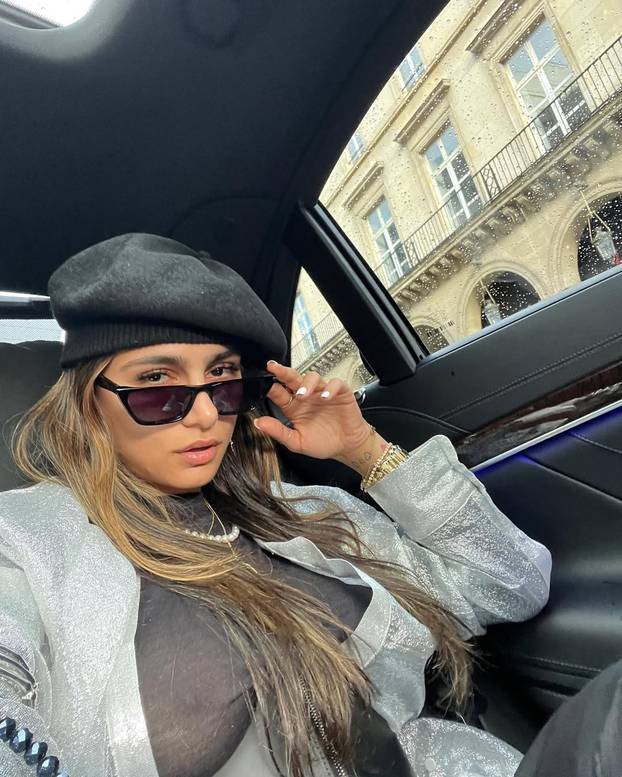 FOTO Znate li čime se sad bavi Mia Khalifa? Nije za prepoznati!