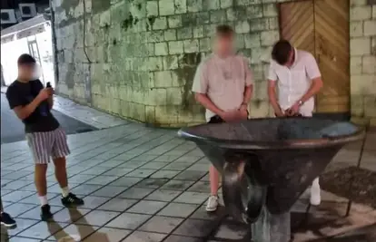 Dva mlada turista urinirala su u 'Piriju' u centru Splita, građani zgroženi: 'Imamo 5 zahtjeva!'
