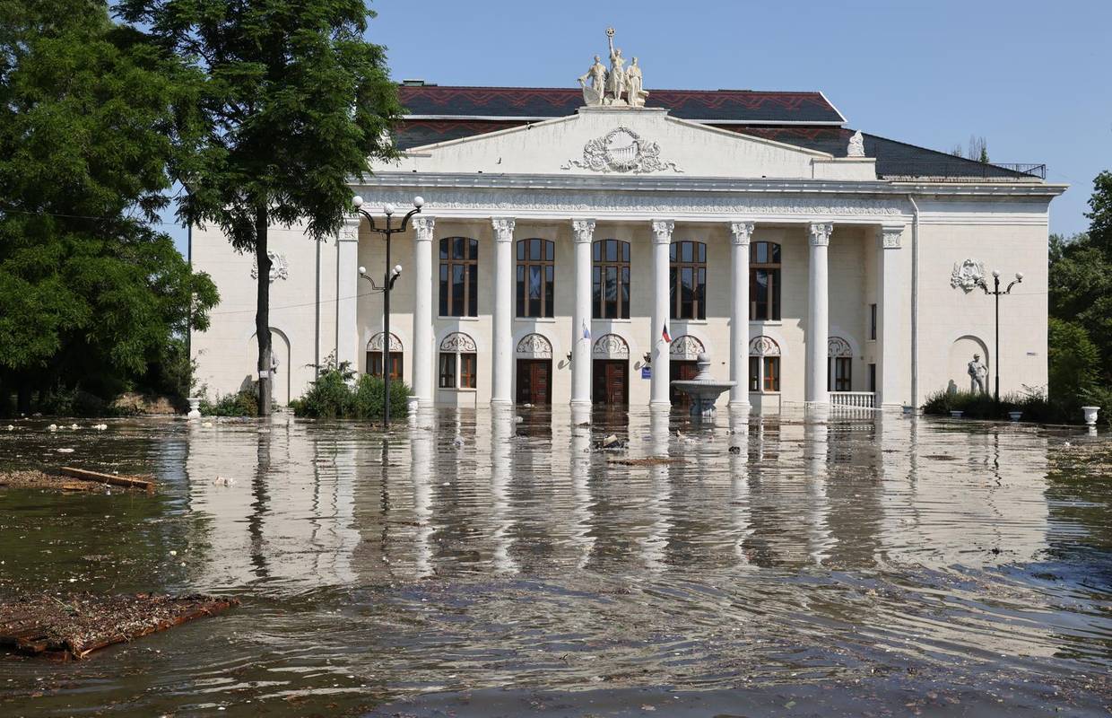Zbog uništenja brane u Hersonu ugrožena naselja: 'Poplavljeno ih je 10, a ugroženo preko 80'