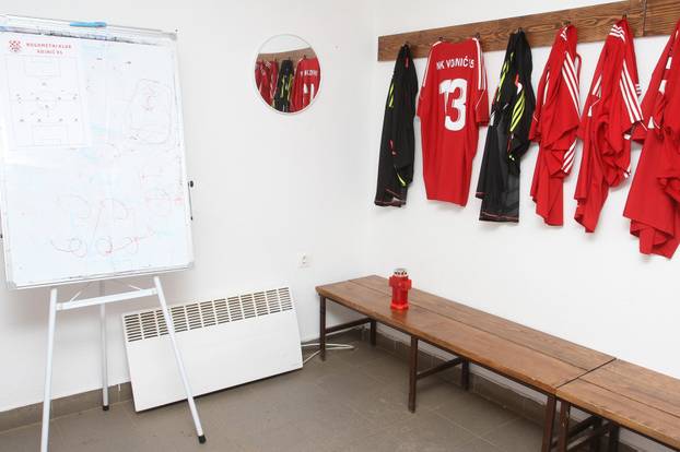 Vojnić: Tuga u NK Vojnić 95 nakon pogibije Nikole Pokrivača