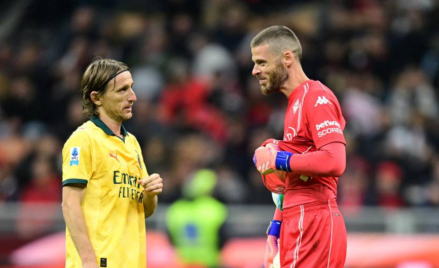 Serie A - AC Milan v Fiorentina