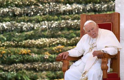 Ivan Pavao II. preživio je dva atentata, a u Hrvatskoj je bio tri puta: 2014. je proglašen svetim