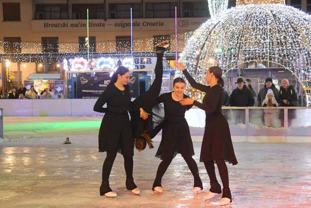 Varaždin: Svečano otvorenje Ice Wonderland ledenog parka