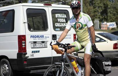 Biciklist vozio 4100 km za ljude oboljele od leukemije