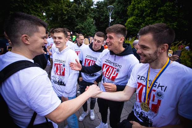 Mostar: Zrinjski s navijačima proslavio osvajanje Kupa BiH