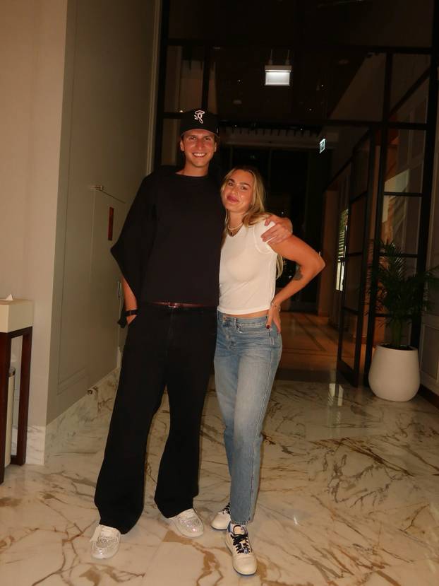 FOTO Najzgodnija tenisačica istaknula obline u uskoj majici