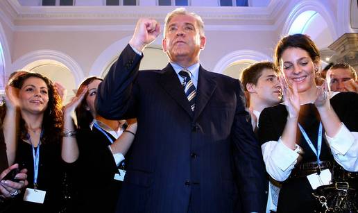 Dan kada je otišao Ivo Sanader: 'Ja sam svoju dionicu odradio. Doviđenja i hvala na suradnji'