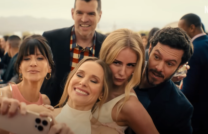 Netflixova hit serija dobit će i 3. sezonu? Fanovi: 'Ako to ne učinite, bit će to velika greška!'