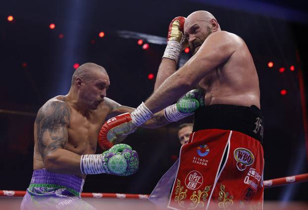 Oleksandr Usyk v Tyson Fury - Heavyweight World Title