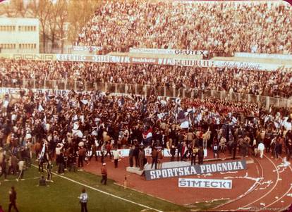 Ekskluzivne fotografije: Ovako je Maksimir na današnji dan 1982. slavio naslov prvaka...