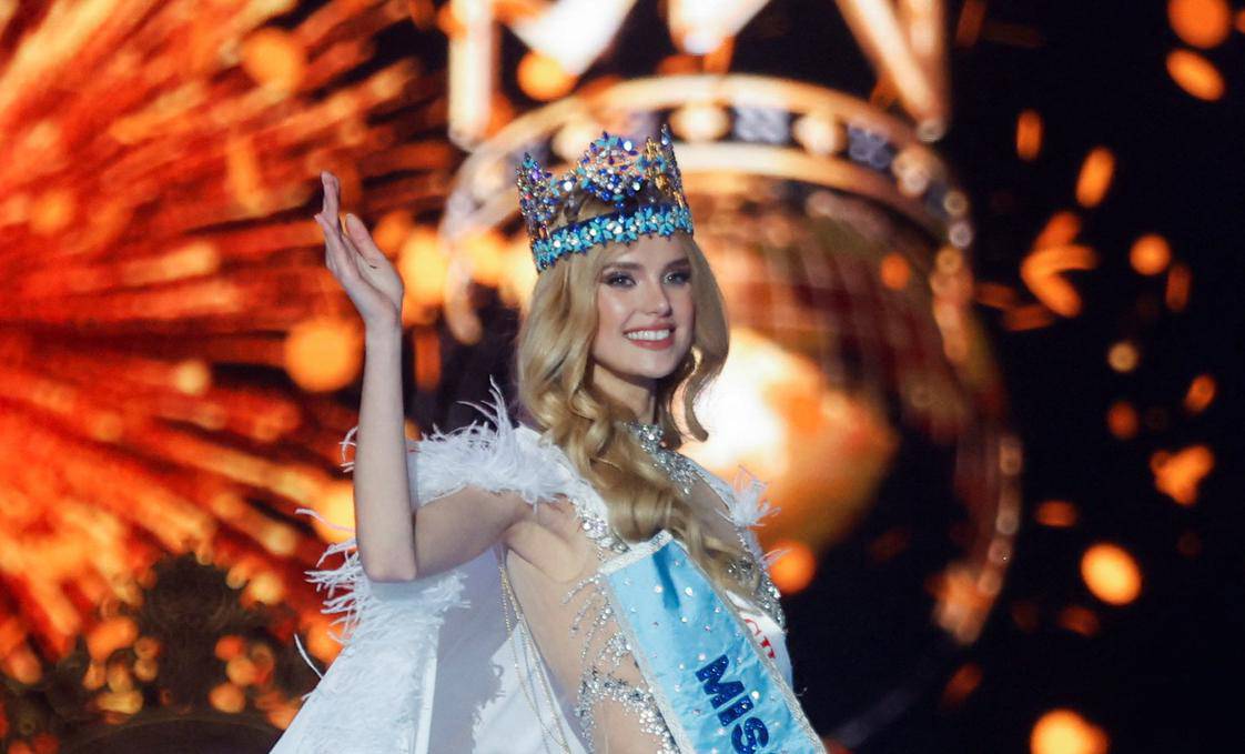 Czech Republic's Krystyna Pyszkova waves after being crowned Miss World at the 71st Miss World finale in Mumbai