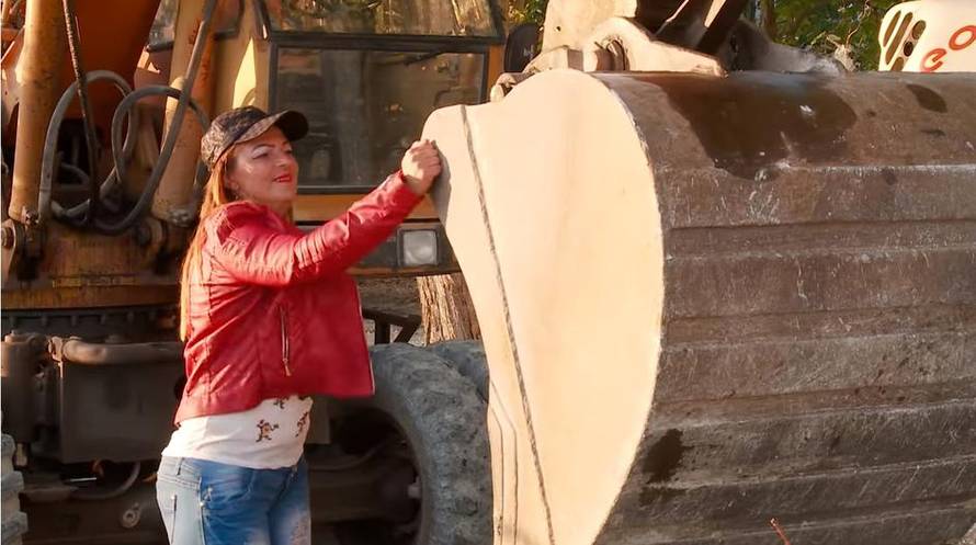 'Katica Dizalica': Ponosno ću pjevati pjesmu o svojem zanatu