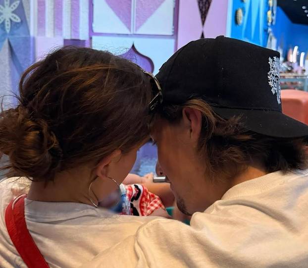 FOTO Odrasla je pred kamerama zbog popularne serije, a evo i kako se mijenjala Eleven...