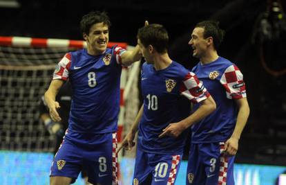 Španjolci razbili Čehe, Hrvati u četvrtfinalu igraju protiv Italije
