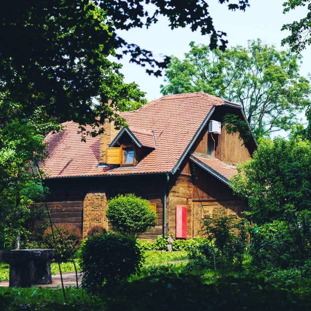 Savršeno mjesto za bijeg: Kuća na jezeru u srcu Lonjskog polja