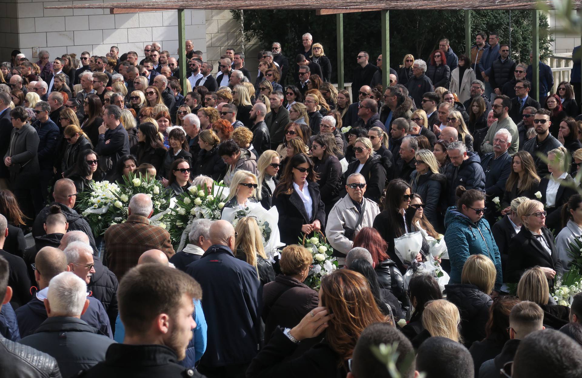 Split: Brojni sugrađani ispratili Luku Bančića na posljednji počinak