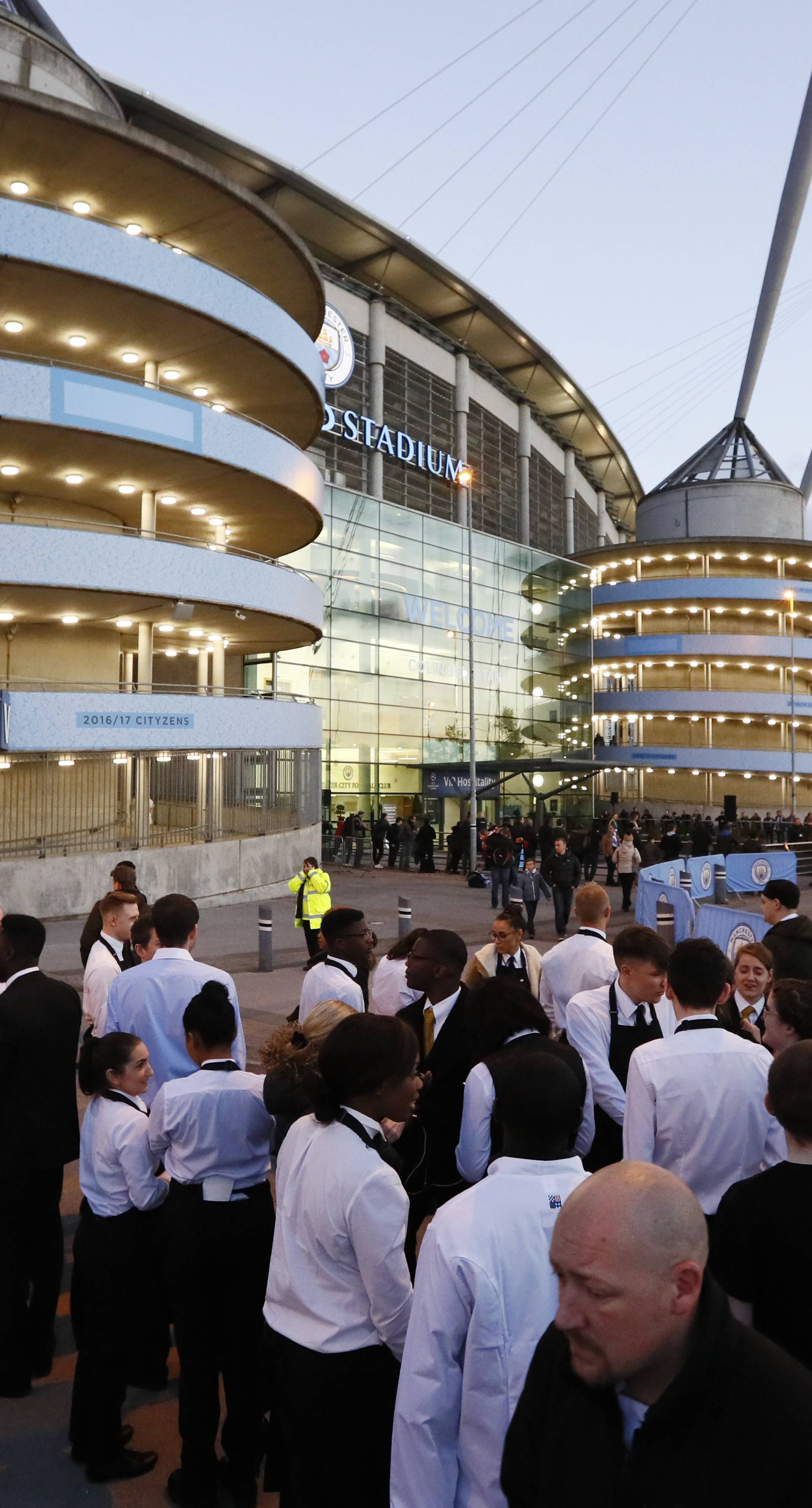 Manchester City v FC Barcelona - UEFA Champions League Group Stage - Group C