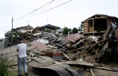 Potres u Japanu oštetio nuklearnu elektranu