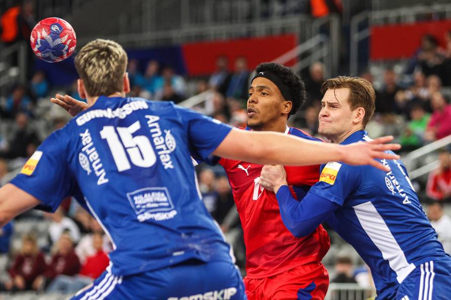 IHF Svjetsko rukometno prvenstvo 2025., Island - Kuba