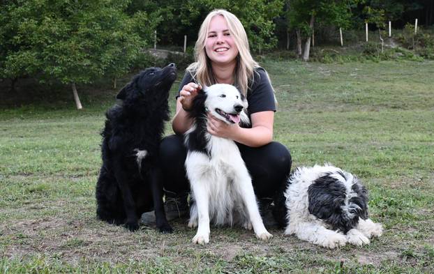 FOTO Kokoši, peseki, konji... Evo što sve skriva Enin ranč pun ljubavi: 'Oni su moji ljubimci!'