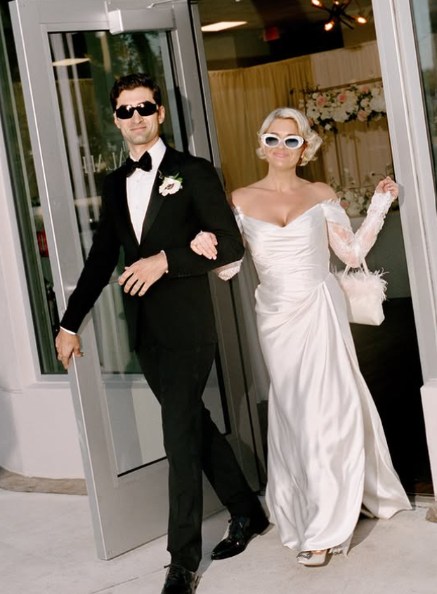 FOTO Sve više žena se udaje za gay muškarce zbog financijske i emocionalne podrške...