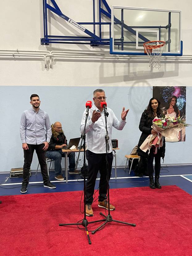 FOTO Pogledajte kakav doček je Tomislavgrad priredio za Miss Hrvatske: Ona je pustila i suzu