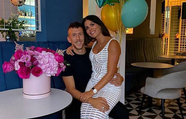 Kog' ljube naši Vatreni? Modrić, Kovačić i Petković ekonomistice, a Kramarić zaveo veterinarku