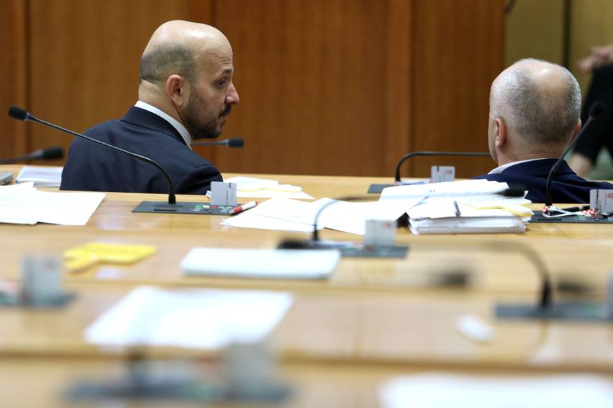 Maras glasovao s tuđeg mjesta: 'Kad volim razgovor s Fredom'