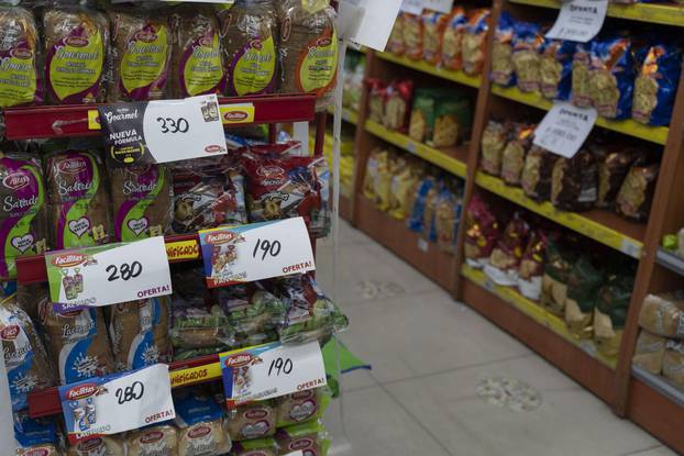 Inflation rate in Argentina rises to almost 100 percent