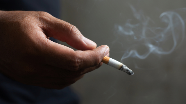 Studija: U Velikoj Britaniji do nedavno ljudi sve manje pušili. Sada se situacija promijenila...