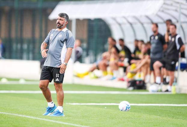 Radomlje: Pripremna nogometna utakmica između Kalcer Radomlje i HNK Hajduk